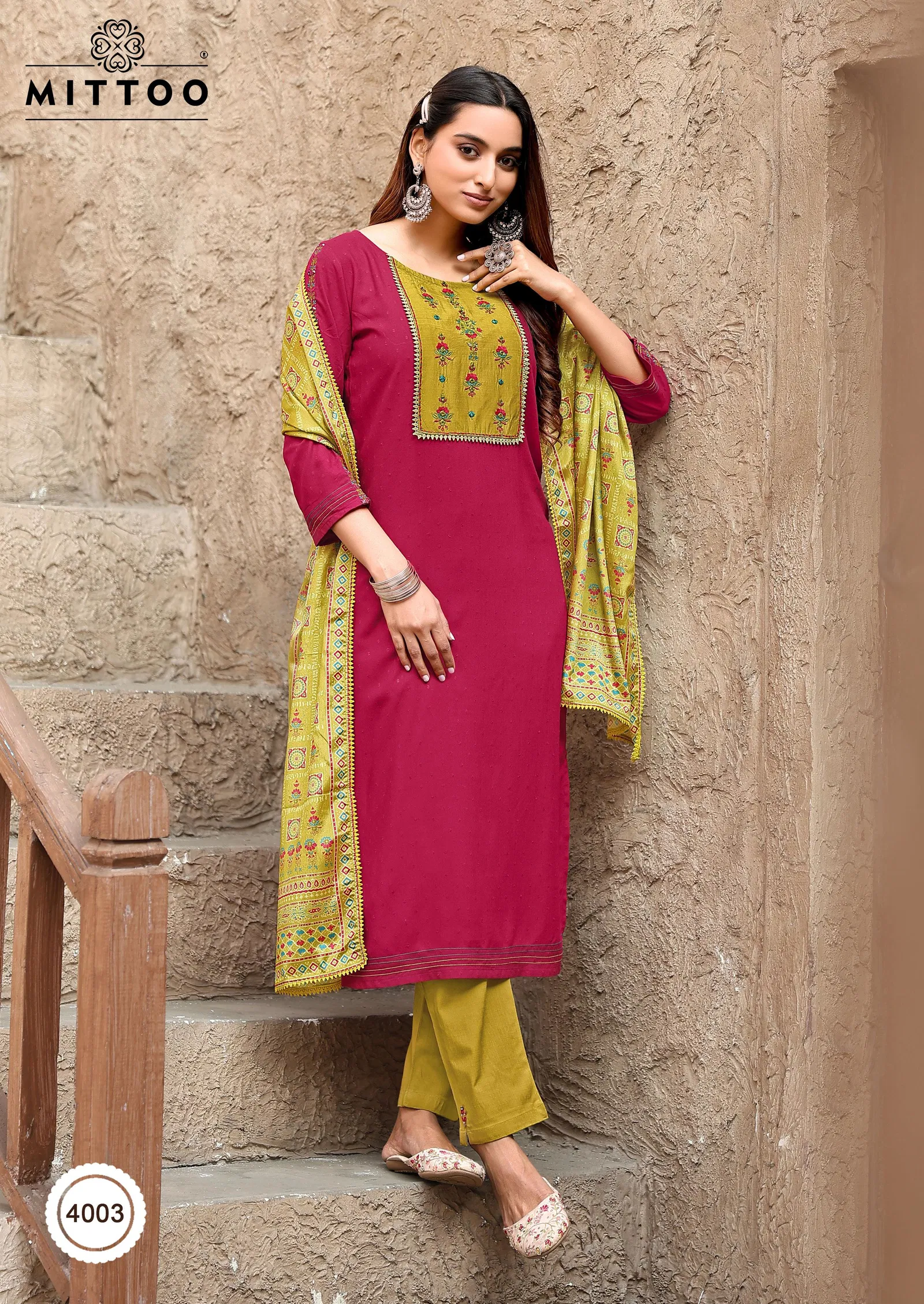 Chand By Mittoo Rayon Weaving Kurti With Bottom Dupatta Suppliers In India